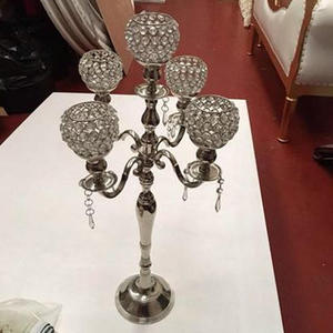Candelabro de plata con bolas colgantes de cristales y cristales - Product Image 2