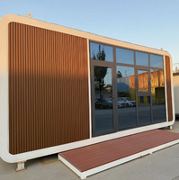 Villa Apple Pod da 20 piedi con finestre a tutta altezza, casa modulare prefabbricata per hotel sulle rive del fiume e rifugi di lusso
