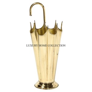 Porte-parapluie en métal antique robuste avec éléments fabriqués à la main, parfait pour organiser les parapluies de manière élégante - Product Image 1