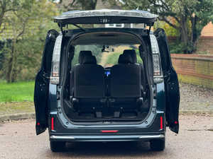 รถยนต์มือสอง ปี 2023 โตโยต้า วอกซี่ พวงมาลัยซ้าย/ขวา - Product Image 3