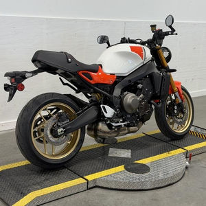 Nouvelle Moto Sportive Rétro XSR900 2026, 3 Cylindres, Injection de Carburant, Moto de Route, Transmission Manuelle 6 Vitesses, ABS - Product Image 5