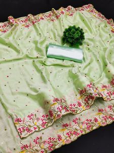 Sari de Chifón con Bordado Multihilo y Pedrería, 5.5 Metros de Largo, Combinación de Colores Impresionante para Ropa India y Pakistaní - Product Image 3