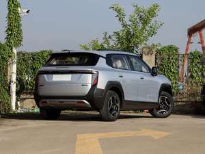 Vehículo Eléctrico Usado Dongfeng Nani Mi 06, SUV Pequeño, Batería de Largo Alcance de 50-70 kWh, Motor de 120 kW, Vehículo de Nueva Energía - Product Image 5