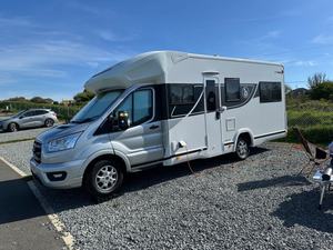 Caravane de luxe abordable, camping-car, construction en aluminium et acier, capacité 4-6 personnes, grand espace de vie spacieux - Product Image 2