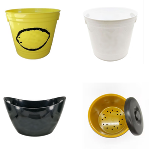 Accesorios de Bar Directo de Fábrica: Cubitera de Plástico de 3.5L, 5L y 8L para la Industria de Bebidas en Colores Rojo, Blanco, Negro y Azul - Product Image 1