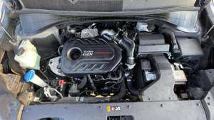 2017 เกีย โซเรนโต้ EX ขับเคลื่อนล้อหน้า เกียร์อัตโนมัติ ภายในหุ้มหนังสีเข้ม เครื่องยนต์เทอร์โบ 4 ลิตร ขนาดยาง R16 พวงมาลัยซ้าย - Product Image 2