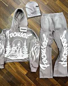 Ensemble de survêtements d'hiver 2 pièces en molleton imprimé coupe droite personnalisée avec sweat à capuche zippé et pantalon de jogging évasé en coton - Product Image 1