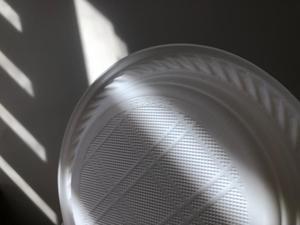 Petites assiettes de désert rondes en PP de 170mm de haute qualité, ustensiles de cuisine ménagers réutilisables au micro-ondes, vaisselle HoReCa mono - Product Image 4