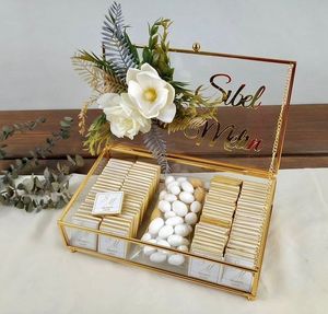 Boîte à bijoux en verre métallique moderne et élégante avec des détails artistiques de qualité supérieure, idéale pour l'organisation de bijoux haut de gamme - Product Image 5