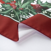 Taplak Meja Poliester Cetak Natal Tahan Air dengan Desain Cetak Kustom untuk Merek Tekstil Rumah dan Pengecer