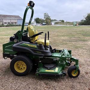Tondeuse autoportée sans fil John Deere Z994R à moteur 173cc, qualité DIY, avec bac de ramassage – Prix avantageux - Product Image 1