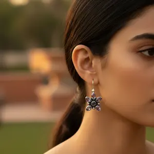 ต่างหูแฟชั่นลายดอกไม้สำหรับผู้หญิง เงินแท้ 925 ประดับอเมทิสต์ เครื่องประดับสุดหรู - Product Image 1