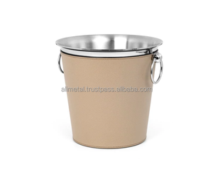Refroidisseur de vin de seau à glace de champagne en laiton moderniste pour les fêtes ou tout type d'occasion et entièrement personnalisable - Product Image 4