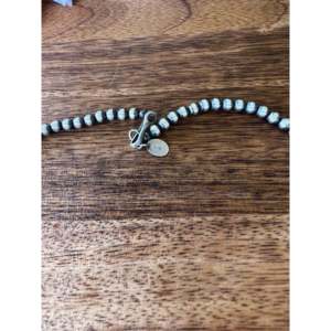 Collier de perles de 22 pouces, fabrication Navajo, corail rose et argent sterling, 4 mm, bijoux culturels de collection - Product Image 5