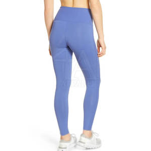 Legging au meilleur prix pour femmes, conçu pour le fitness, avec un matériau confortable et un look actif élégant - Product Image 4