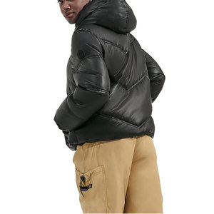 Chaqueta Acolchada de Invierno para Mujer, Estilo Abrigo Acolchado de Piel Sintética, Elegante y Cálida, con Cuello Alto y Cierre Completo - Product Image 2