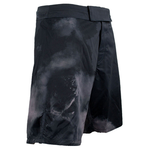 Shorts de sport personnalisables pour hommes, séchage rapide, écologiques, MMA, en polyester et coton respirant, avec poches, sublimation unie - Product Image 2