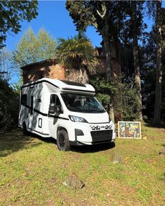 2026 Wildax Europa XL-Automatic Diesel Motorhome with <b>Adjustable</b> Features 2 Berths for 4-6 Persons EURO 5 Emission. - Product Image 4