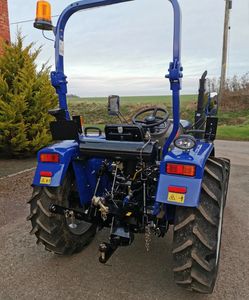 Compre Hoy Mismo un Tractor Foton Lovol Usado, Entrega Rápida, Calidad Premium, Diseñado para Máxima Eficiencia y Confiabilidad - Product Image 3