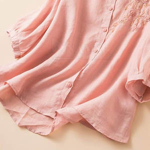 Ropa de mujer más vendida Ropa de calle Camisetas a bajo MOQ Camiseta bordada de mujer de calidad premium - Product Image 4