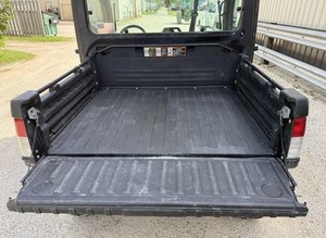 Vehículo Utilitario John Deere Gator XUV 835 4x4 de 2 Plazas, UTV Agrícola, Gasolina/Diésel, Certificado por la CEE/EPA - Product Image 2