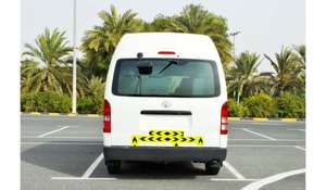 รถยนต์ปี 2022 ภายในตกแต่งด้วยหนัง ใช้เชื้อเพลิงเบนซิน พวงมาลัยซ้าย รุ่น Aspire มาตรฐานไอเสียยูโร 4 เกียร์อัตโนมัติ ประเภทรถซีดาน ความจุ 4.5 ลิตร หลังคาพาโนรามา - Product Image 4