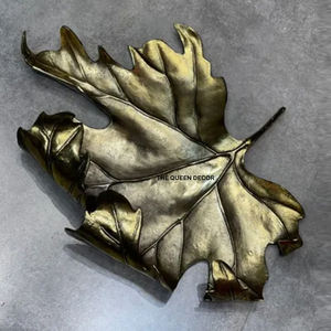 ชามใส่ขนมและผลไม้ทรงวงรี ดีไซน์ใบไม้ทองเหลือง ตกแต่งสวยงาม ผลิตจากสแตนเลส ลายตอกแบบมีมิติ ขัดเงา - Product Image 4