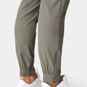 Pantalon de luxe personnalisé de haute qualité pour hommes, coupe ajustée, pantalon de golf chino formel et élégant en nylon extensible en sergé avec fermeture éclair pour hommes - Product Image 3