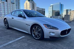 MASERATI GRANTURISMO 2012 USADO, Volante a la Izquierda/Derecha - Product Image 3