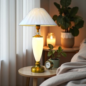 Kính sang trọng Đèn bàn trang trí thanh lịch chiếu sáng OEM ODM nhà máy bán buôn Châu Âu - Product Image 2