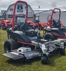 เครื่องตัดหญ้าดีเซล GR2120 เครื่องยนต์ 2 จังหวะ พร้อมที่เก็บหญ้า สำหรับใช้งานอุตสาหกรรม DIY - Product Image 1