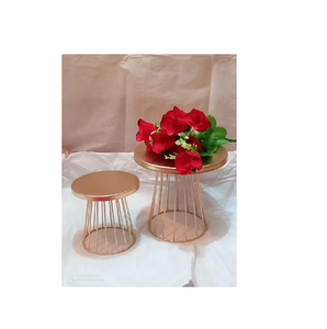 Soporte de pastel de latón moderno Soporte de pastel de postre galvanizado Exhibición y pulido brillante hecho a mano - Product Image 1