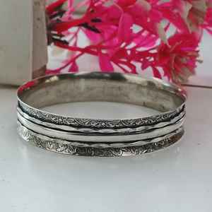 Brazalete de moda Vintage para mujer, chapado en plata 925, textura única de las Bahamas, brazalete apilable Spiner, latón Cristiano - Product Image 1