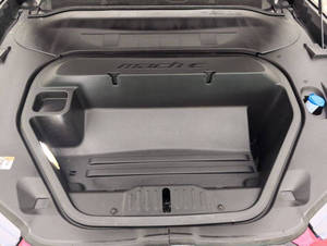 ฟอร์ด มัสแตง มัค-อี พรีเมียม ปี 2025 สภาพดี ใช้งานน้อย - Product Image 6