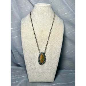 Chaînes religieuses en or plaqué or vintage Tom Loy Royston avec perles turquoise et argent sterling, serties en forme de goutte d'eau - Product Image 3