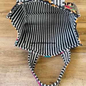 Sac fourre-tout mini réversible en coton matelassé imprimé à la main, écologique, durable, robuste, pour les courses - Product Image 6