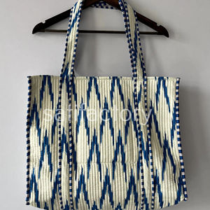 Handmade Cotton Ekat Block Print Reversible Quilted <b>Tote</b> <b>Bag</b> <b>Large</b> <b>Zipper</b> Closure Versatile Daily Use for Beach Travel - Product Image 1