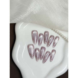 Mauve Serenade Press-On Nail: Elegante tonalità malva per nail art, decorazione per unghie facile da applicare - Product Image 2