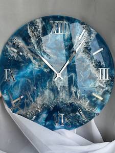 Horloge murale en résine de quartz faite à la main moderne avec affichage à aiguilles Style antique Décoration artistique pour salon - Product Image 2