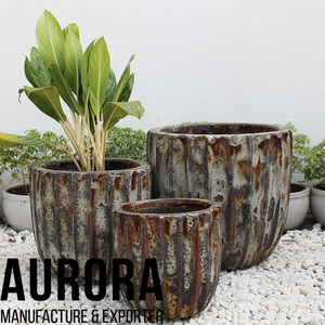 ขายส่งราคาถูกทนทานสไตล์ใหม่เวียดนามผู้ผลิตแจกันเซรามิกสําหรับดอกไม้สมุนไพรจากโรงงานเวียดนาม - Product Image 2