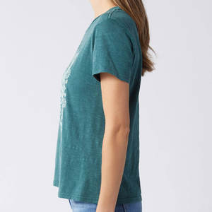 Camisetas de gran tamaño para mujer de alta calidad hechas a medida, estilo informal transpirable, cuello redondo, logotipo impreso para el verano, respetuoso con el medio ambiente - Product Image 6