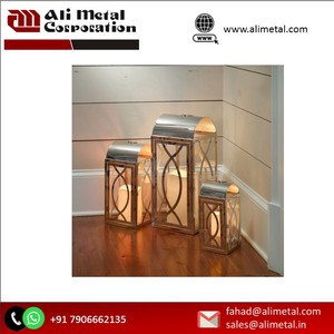 Linterna moderna de portavelas de metal con diseño de marco natural para adiciones decorativas para el hogar para todos los días y Navidad - Product Image 2
