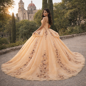 Vestido de Quinceañera Clásico 6977 con Lentejuelas y Perlas, Estilo Imperio, Color Champán, con Cuentas, Bordados y Apliques, Cintura Natural, Estampado - Product Image 1