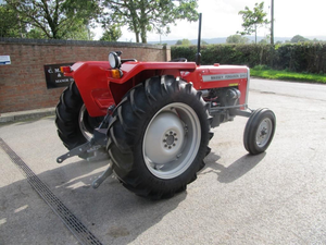 2x4 MF 240 Massey Ferguson MF 240 can Plus equipo agrícola tractor de granja tractor usado - Product Image 4