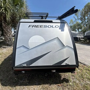 Mini Caravana Ligera Impermeable de la Mejor Calidad, Casa Móvil Moderna, Remolques Tipo Lágrima 4x4 - Product Image 1