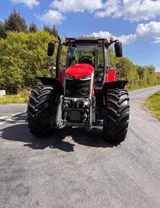 Tractor Massey Ferguson en buen estado a la venta con excelente eficiencia de combustible y características versátiles para tareas agrícolas precio barato - Product Image 5