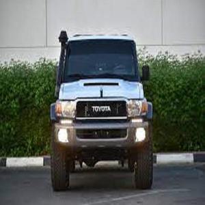 Toyotaa Land Cruiser Pickup AWD de 2018, última tendencia, bajo kilometraje en EE. UU., transmisión automática automotriz lista para enviar - Product Image 2