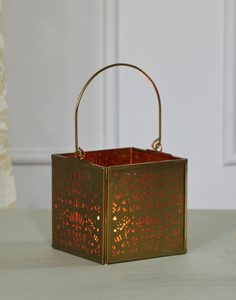 Romantic Iron Metal <b>Candle</b> Holder and Lantern Beautiful Creative Design for Home Decoration Christmas <b>Dinner</b> & Room Decor - Product Image 2