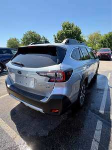 Vente rapide pour 2024 Sub a r u out b ac k 2.5 X T Lim it ed Wagon 4D très propre - Product Image 2