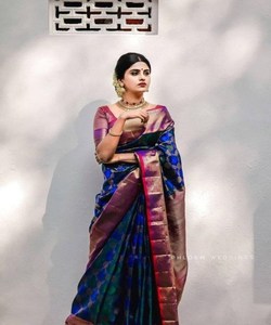 Elegant silk Saree for Women with Bridal Banarasi Work and Fancy Blouse for Party Wear wedding wear women wear - Product Image 6